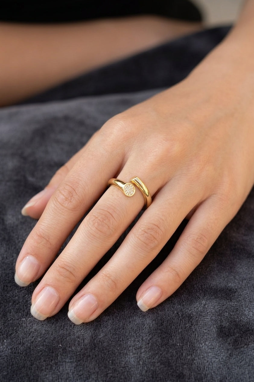 Leaf Tip Gold Ring