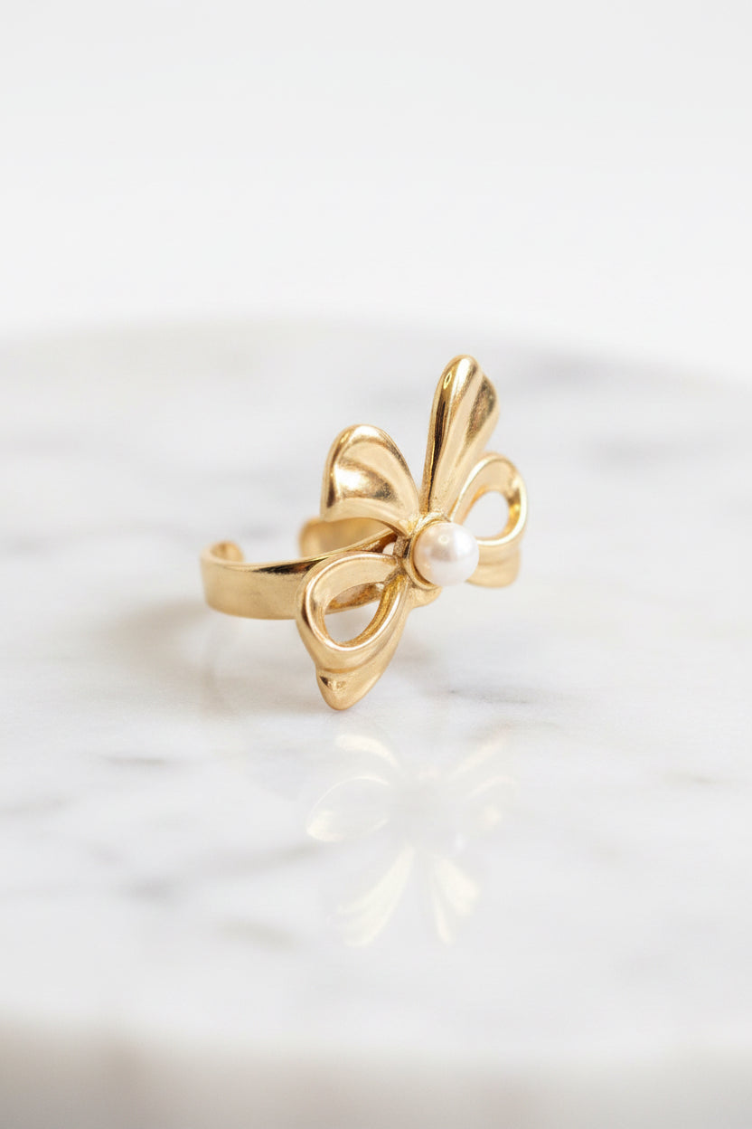 Bow Pearl Ring