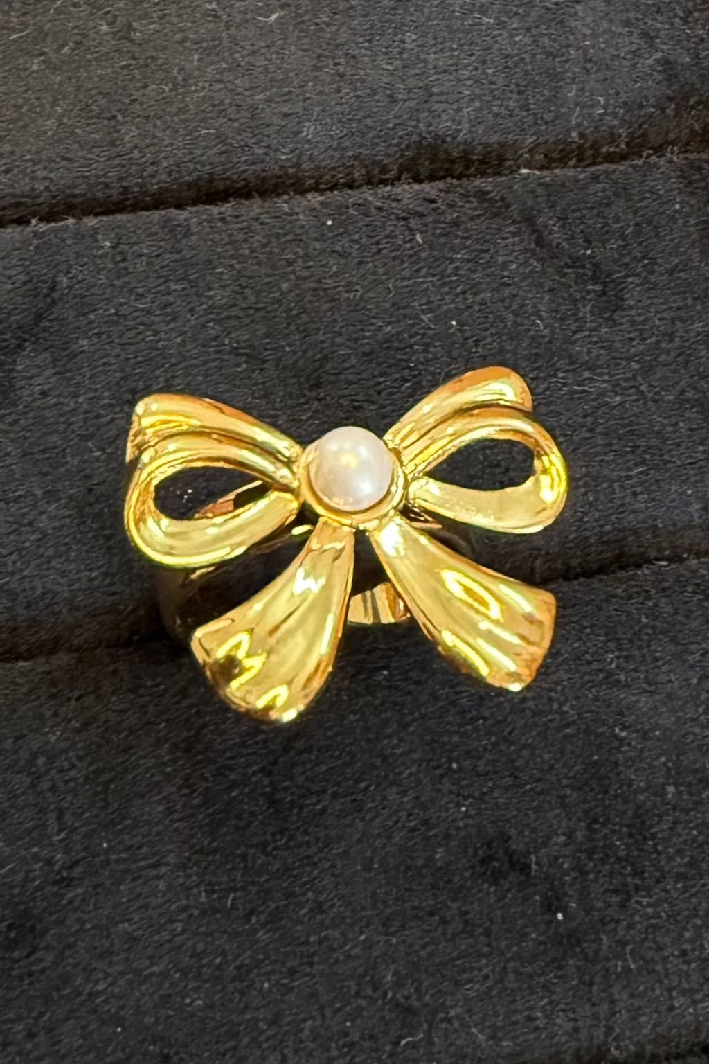 Bow Pearl Ring