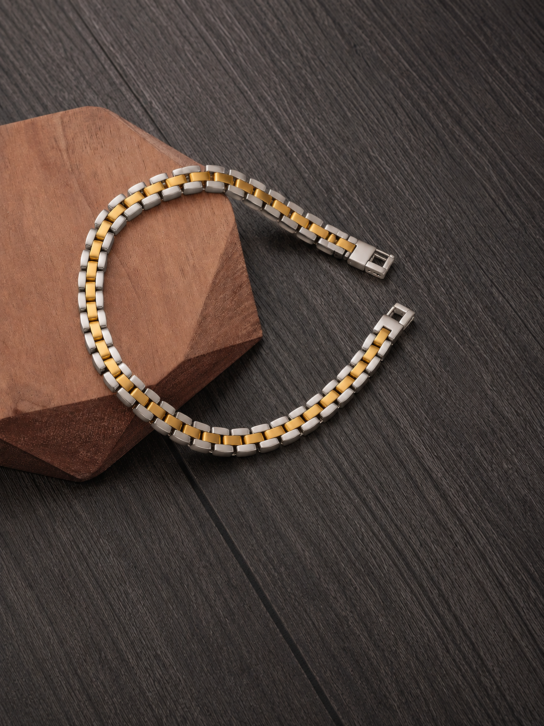 Apex Link Bracelet