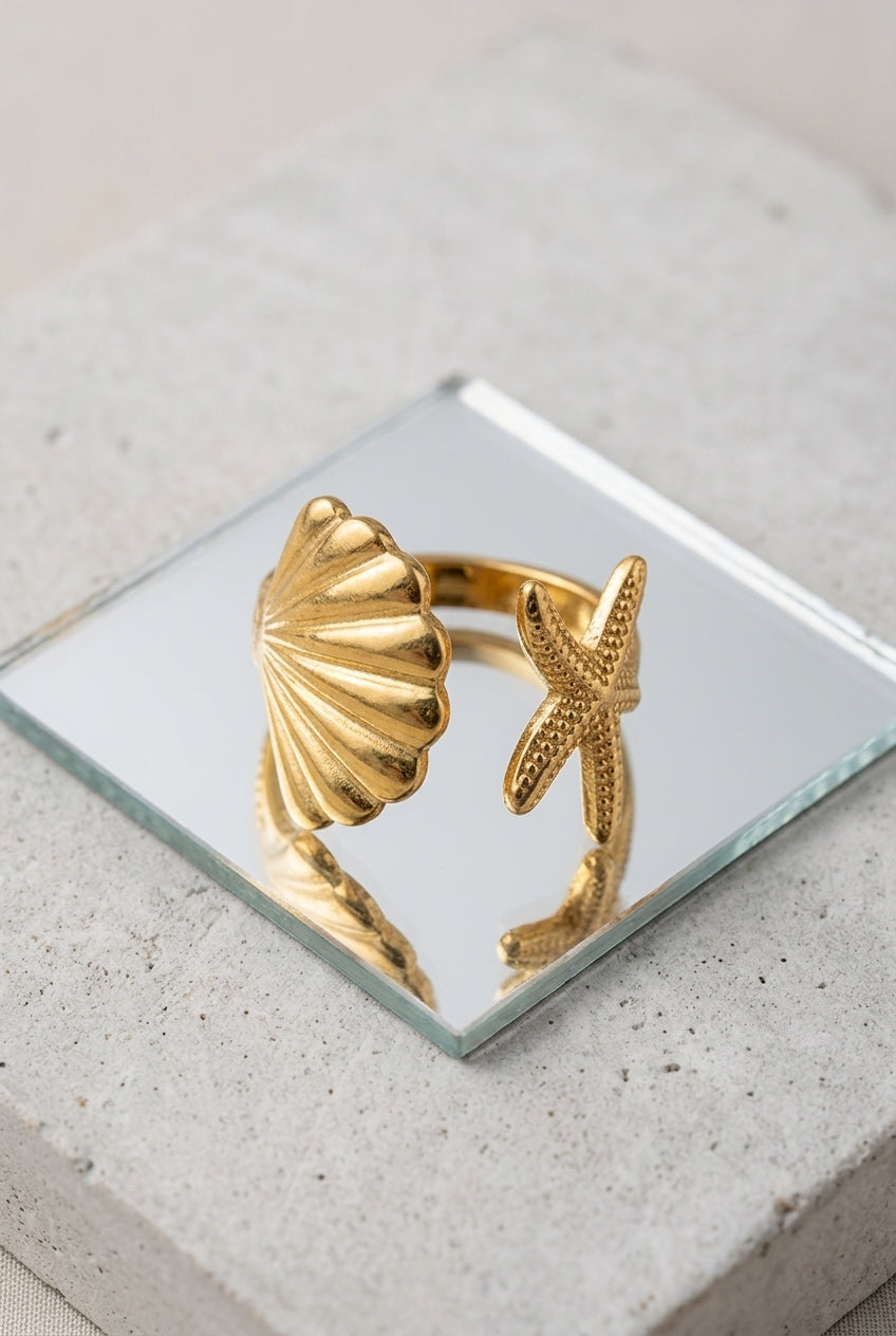 Ocean Breeze Starfish & Seashell Open Ring – Gold-Plated Stainless Steel