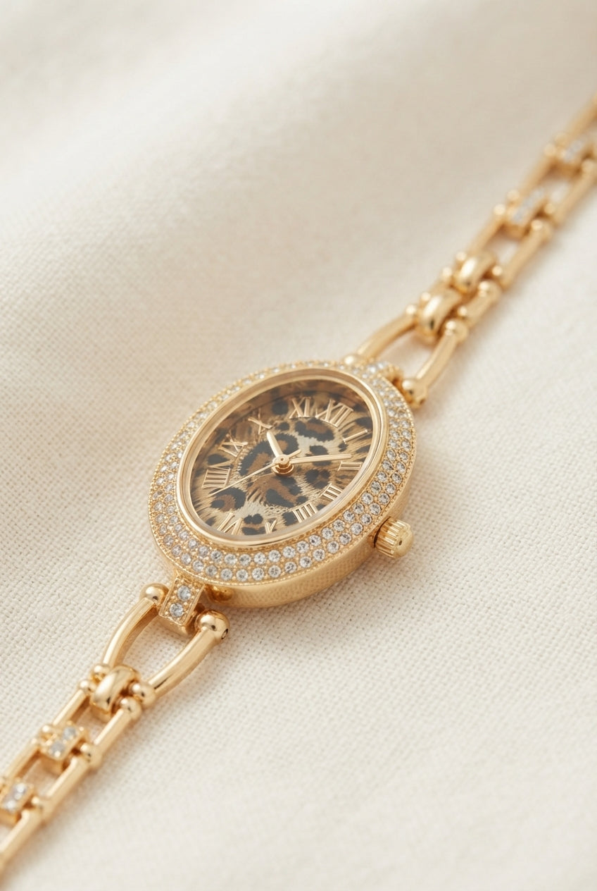 Crystal Bezel Oval Link Chain Watch – Stainless Steel