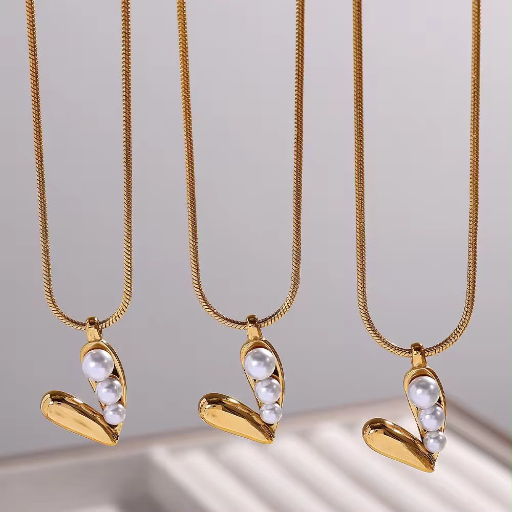 Heart of Pearls Pendant