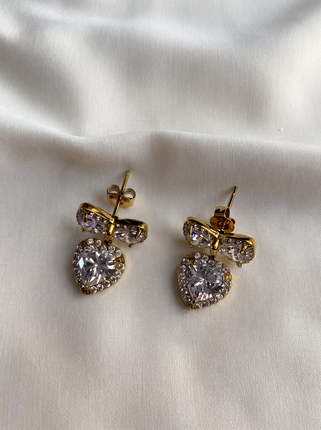 The Sweetheart Bow & Halo Heart Jewelry Set – 18k Gold Plated